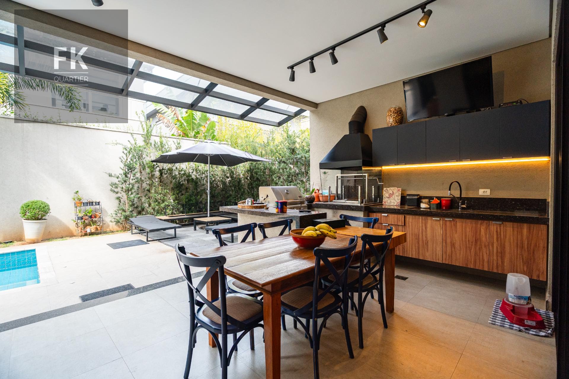 Casa à venda com 4 quartos, 4 suítes, 4 vagas e 385m² no Colinas da Anhanguera, Santana de Parnaíba (SP) — foto 9 de 30