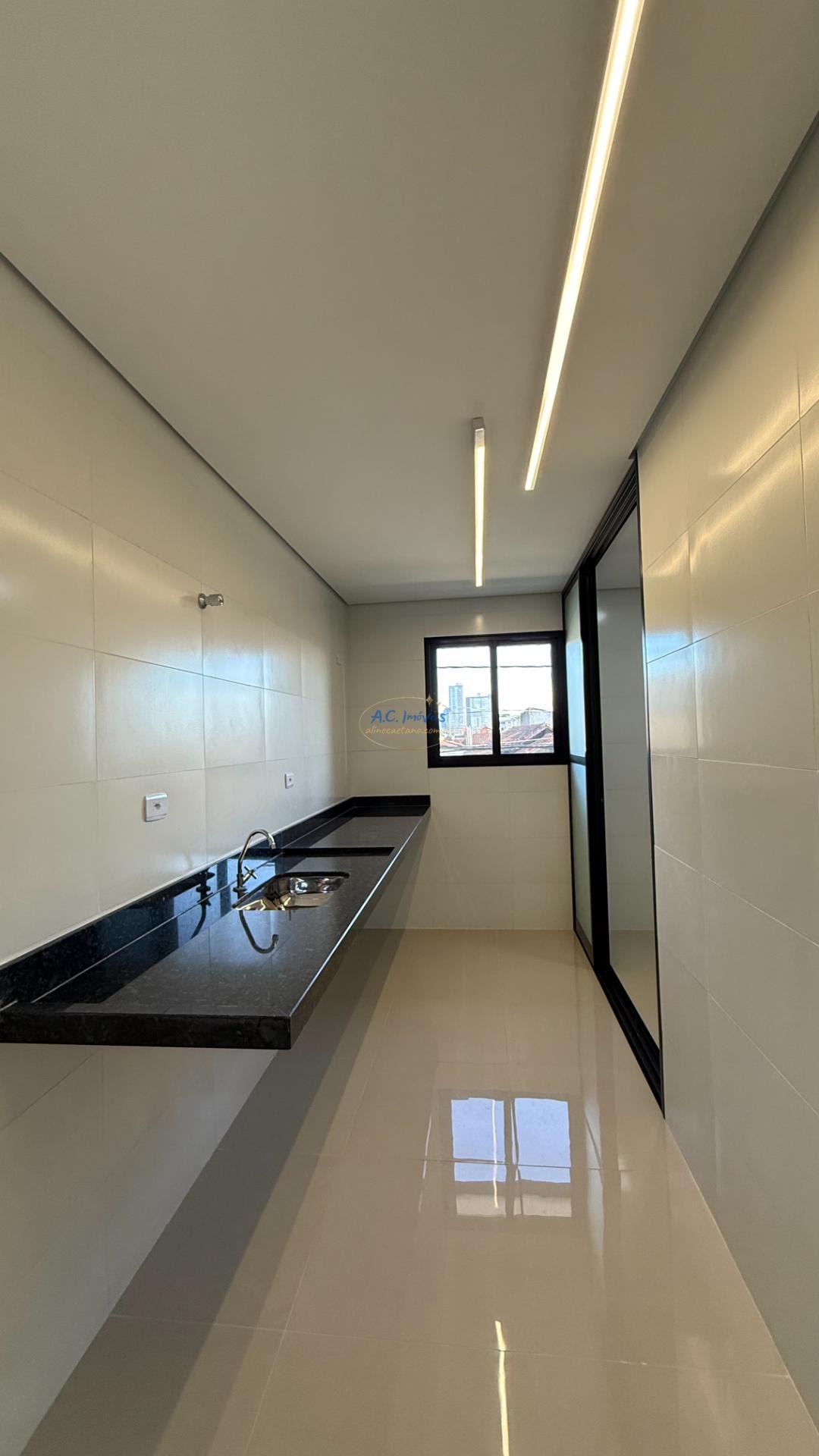 Casa à venda com 3 quartos, 3 suítes, 2 vagas e 143m² no Maracanã, Praia Grande (SP) — foto 24 de 30