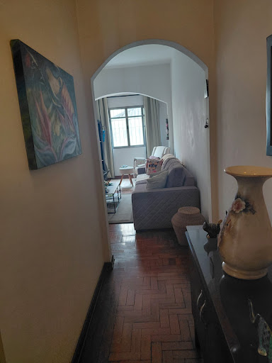 Corredor e sala