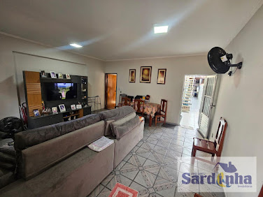 Casa térrea na Praia Grande - 3 Dorms e 2 Suítes à Venda
