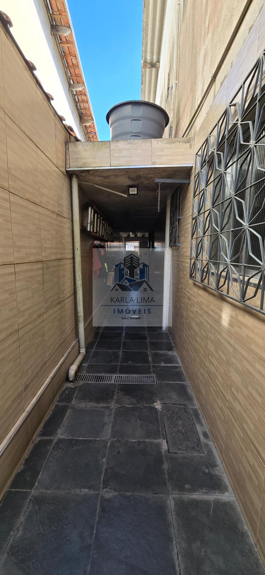 Casa à venda com 4 quartos, 2 banheiros, 1 vaga e 61m² no Jardim Progresso (vicente de Carvalho), Guarujá (SP) — foto 12 de 30