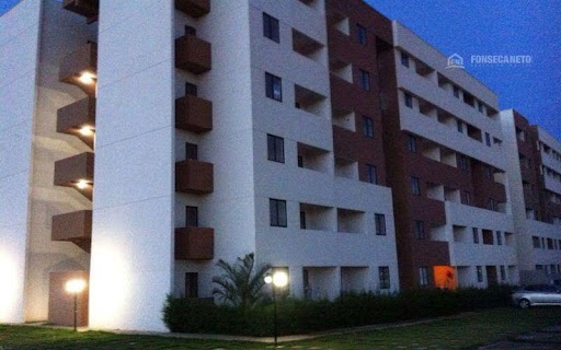 c_03_g.jpg
