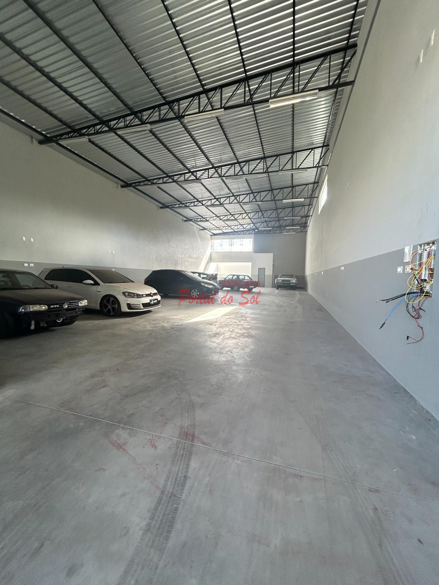 Comercial para alugar com 2 banheiros e 415m² no Vila Claro III, Santo Antônio da Platina (PR) — foto 2 de 11