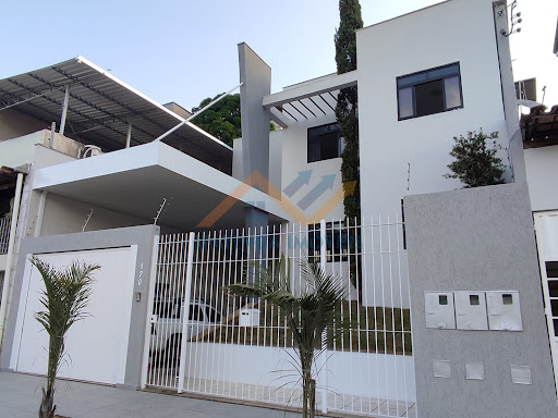 Casa à venda em Veneza, Ipatinga | 3 dorms, 150m²