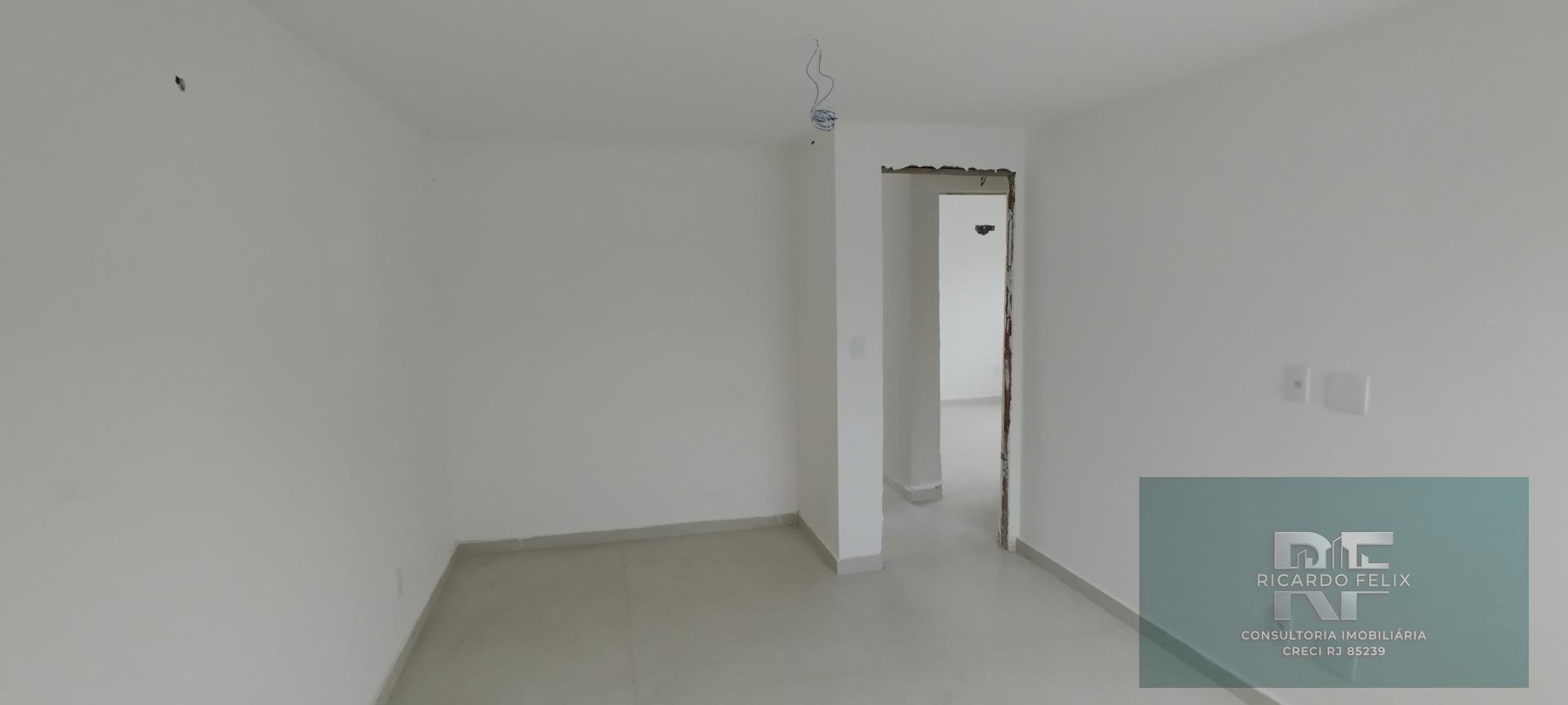 Casa à venda com 3 quartos, 1 suíte, 2 vagas e 75m² no Extensão do Bosque, Rio das Ostras (RJ) — foto 10 de 16