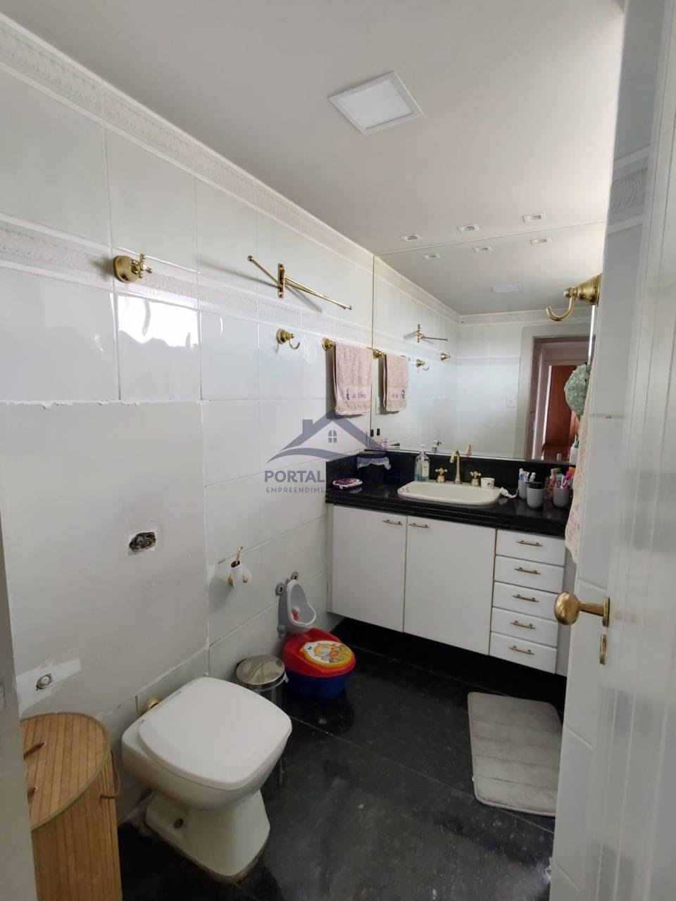 Apartamento à venda com 3 quartos, 1 suíte, 2 vagas e 160m² no Centro, Sete Lagoas (MG) — foto 18 de 19