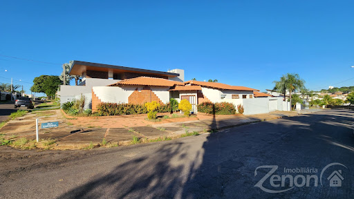 Casa em Parque das Nações  -  Adamantina
