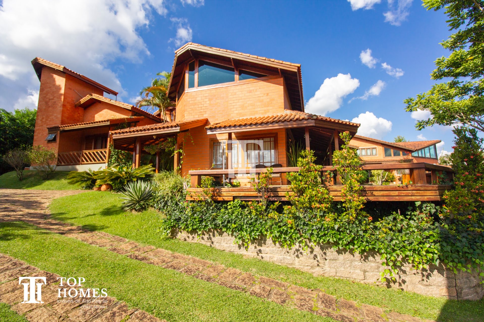 Casa de alto padrão à venda no condomínio Parque dos Manacás - Jundiaí/SP