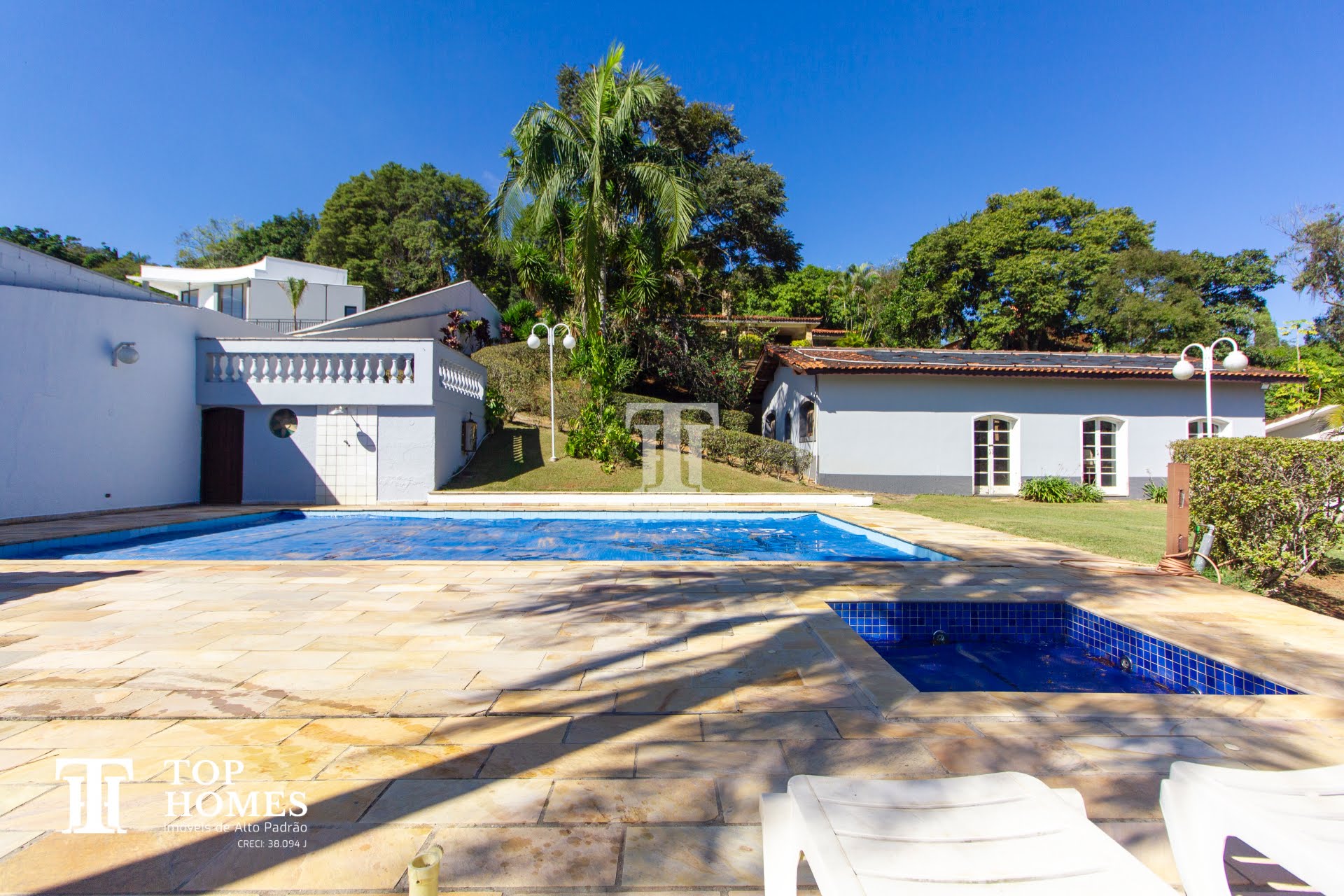 Casa chácara imóvel de alto padrão à venda no condomínio Village Scorpios II em Cajamar/SP