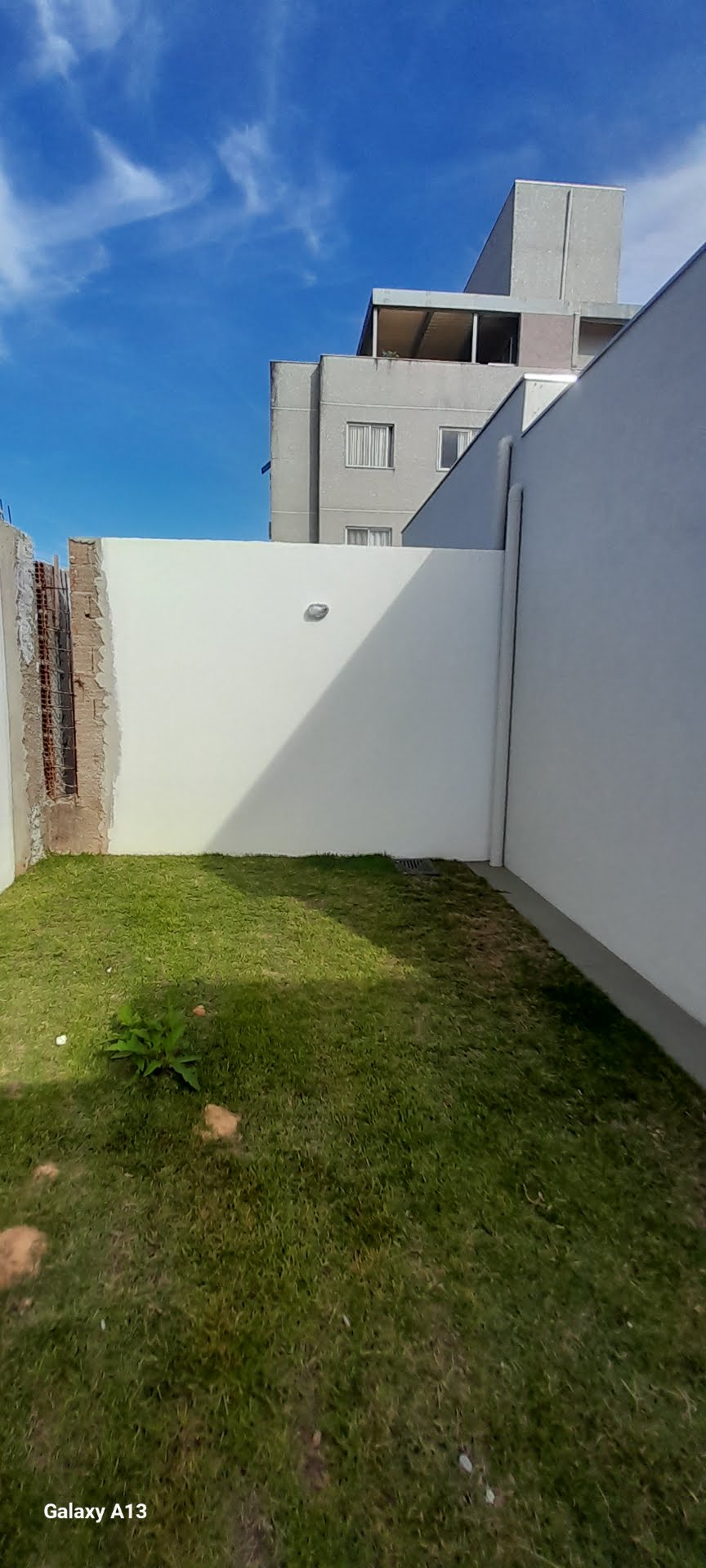 Casa à venda com 3 quartos, 1 suíte, 2 vagas e 105m² no Novo Centro, Santa Luzia (MG) — foto 3 de 23
