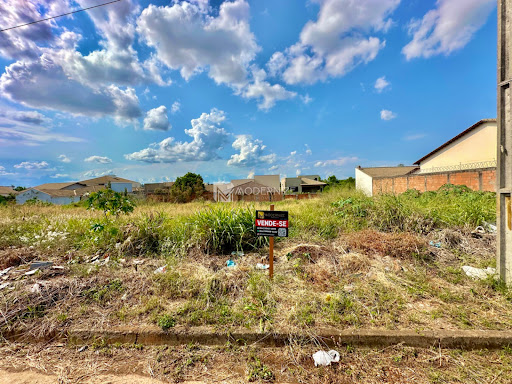 Lote / Terreno em Loteamento Jardins Florença  -  Catalão