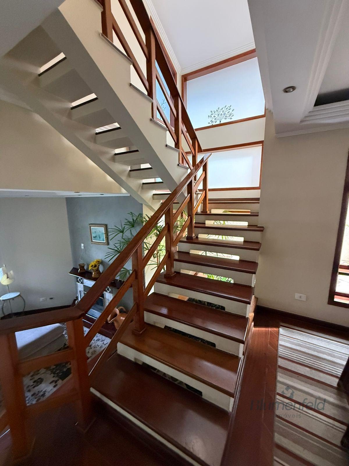 Casa à venda com 3 suítes, 4 vagas e 369m² no Condominio Arujazinho I II III, Arujá (SP) — foto 19 de 30