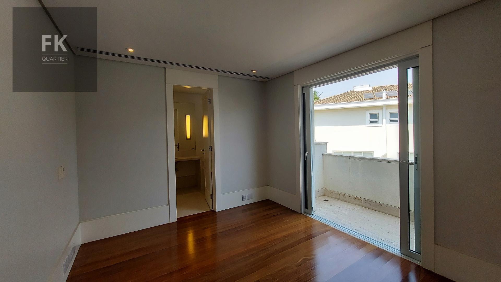 Casa à venda com 5 quartos, 5 suítes, 15 vagas e 1582m² no Alphaville Residencial Zero, Barueri (SP) — foto 23 de 30