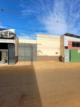 Galpão / Depósito / Armazém no bairro Água Branca  -  Unaí