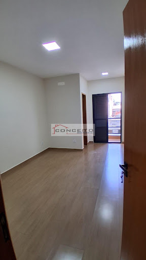 Casa Sobrado em Parque Maria Luiza  -  São Paulo