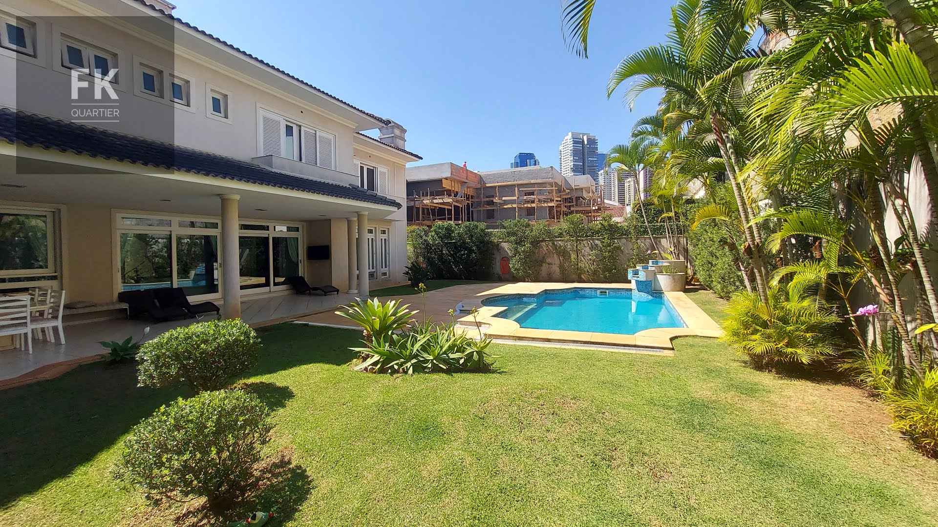 Casa à venda com 5 quartos, 5 suítes, 7 vagas e 763m² no Alphaville Residencial Dois, Barueri (SP) — foto 9 de 30