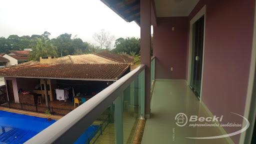 Sobrado no bairro Santa Catarina