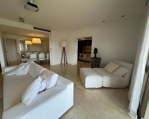 Apartamento 240m² à Venda no Golden Green