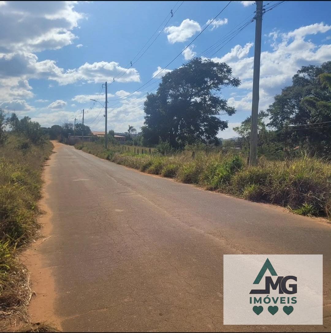 Terreno à venda com 1100m² de terreno no Jardim Umuarama, Três Corações — foto principal