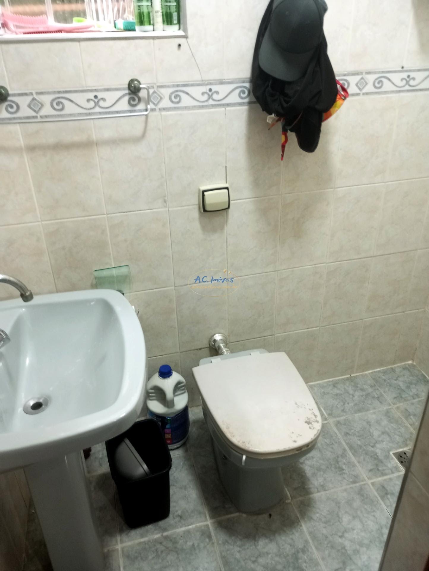 Casa à venda com 3 quartos, 1 suíte, 2 vagas e 181m² no Aviação, Praia Grande (SP) — foto 19 de 26