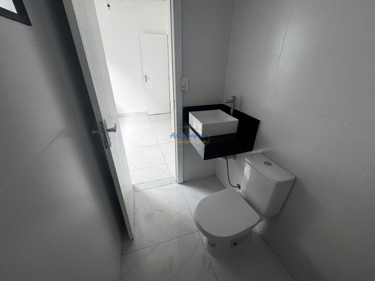 Casa à venda com 3 quartos, 2 suítes, 2 vagas e 135m² no Caiçara, Praia Grande (SP) — foto 24 de 30