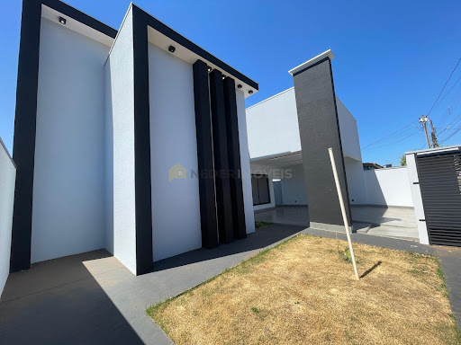 Casa à venda no módulo 05-  Juína