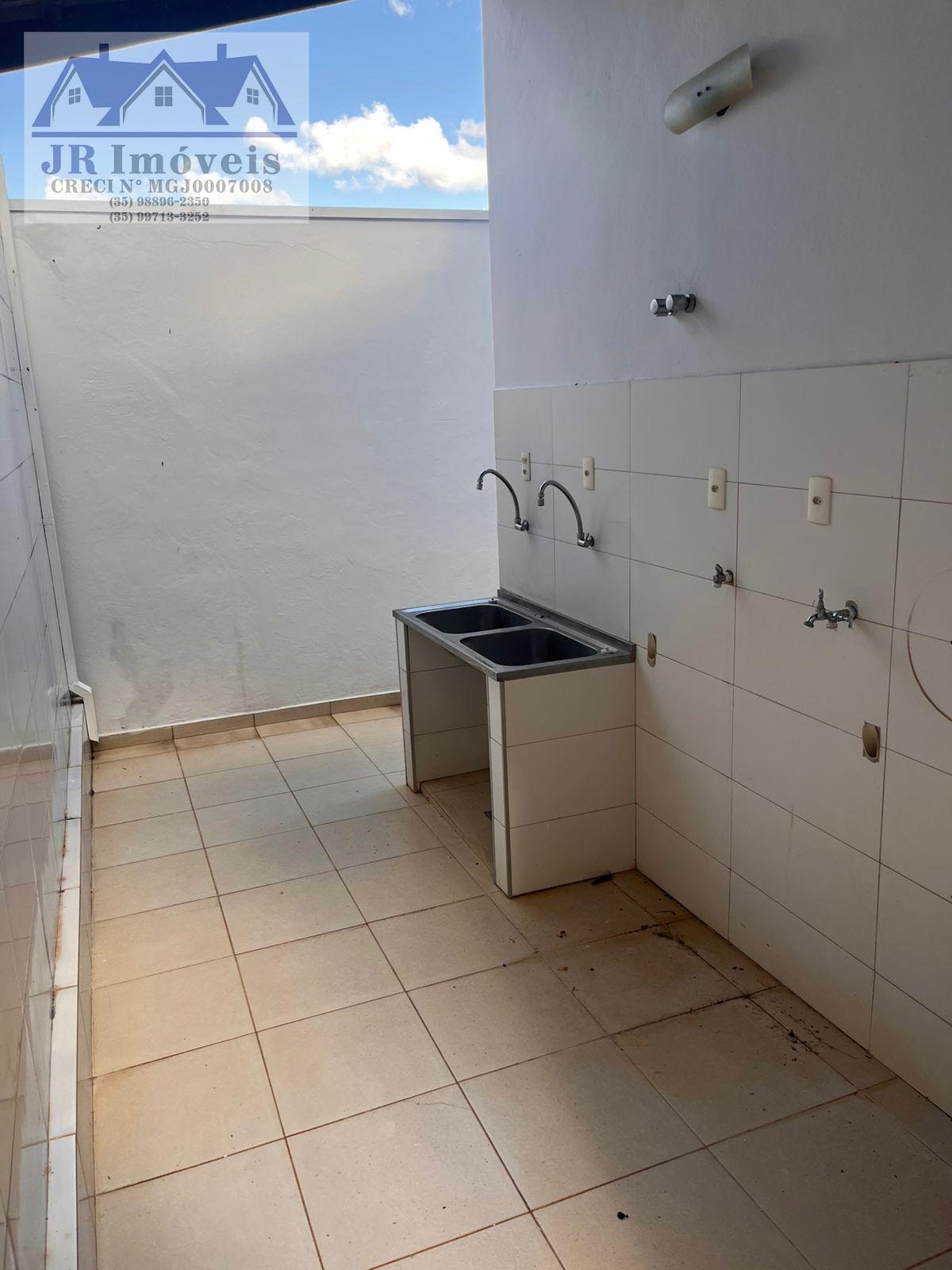 Casa à venda com 4 quartos, 1 suíte, 4 vagas e 190m² no Sossêgo, Piranguinho (MG) — foto 12 de 30