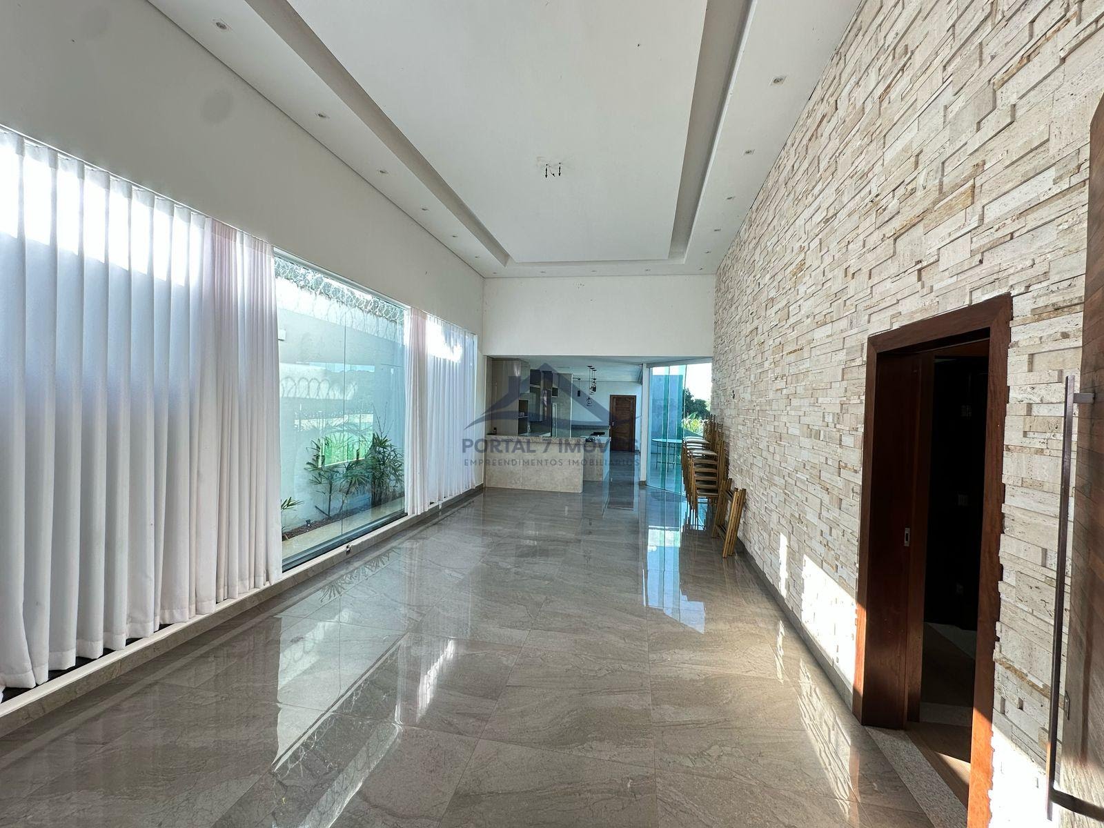 Casa à venda com 4 quartos, 1 suíte, 3 vagas e 300m² no Colorado, Sete Lagoas (MG) — foto 11 de 17