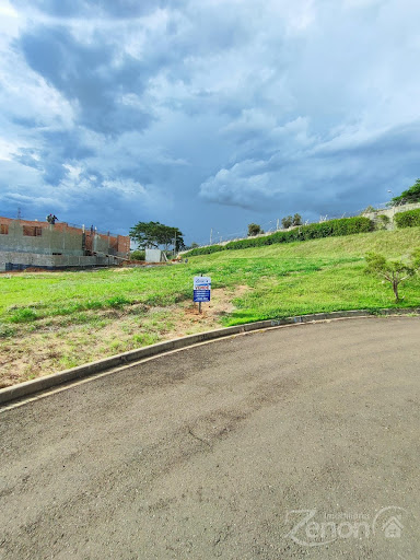 Terreno à Venda em Residencial Portugal II - Adamantina SP 