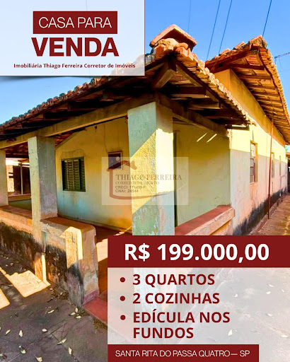 Casa em Avenida Padre Pio Corso  -  Santa Rita do Passa Quatro