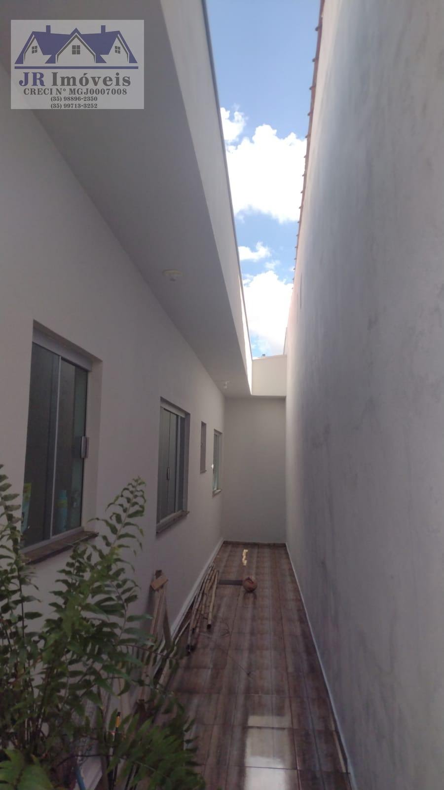 Casa à venda com 2 quartos, 1 suíte, 2 vagas e 300m² no Bairro Laje, Piranguinho (MG) — foto 3 de 25