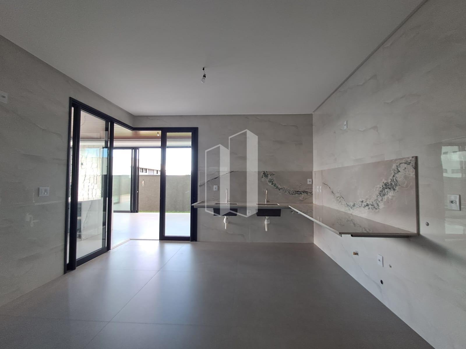 Casa à venda com 4 quartos, 4 suítes, 6 vagas e 320m² no Parque Cidade, Goiânia (GO) — foto 13 de 22