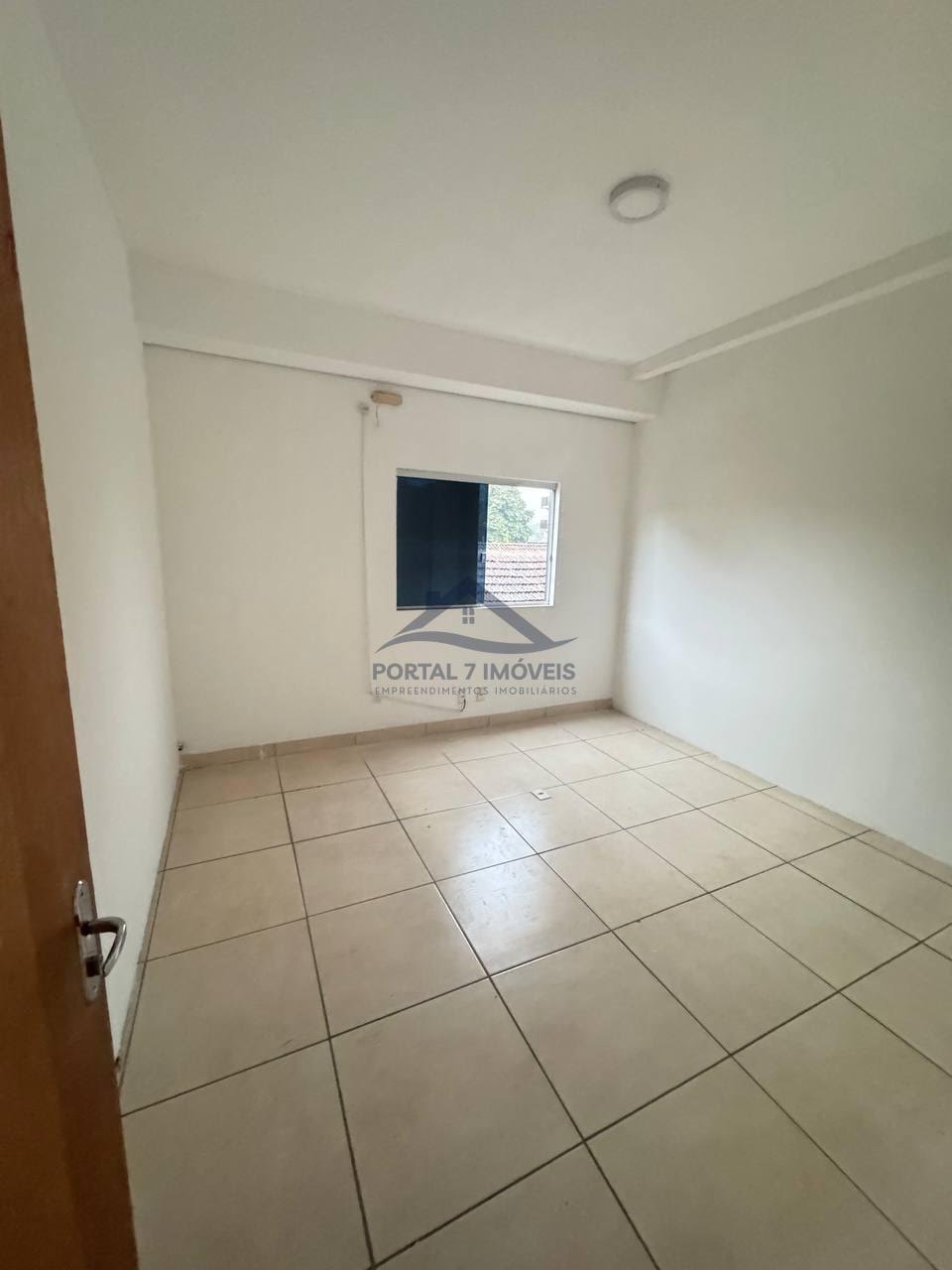 Comercial para alugar com 2 banheiros, 2 vagas e 182m² no Centro, Sete Lagoas (MG) — foto 7 de 15