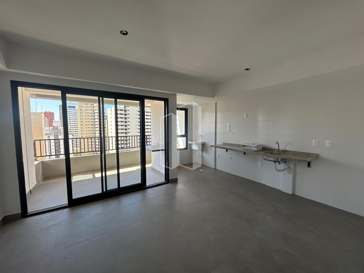 Apartamento à venda com 3 quartos, 3 suítes, 2 vagas e 94m² no Setor Central, Goiânia (GO) — foto 2 de 30