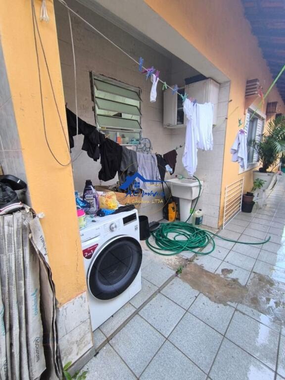 Casa à venda com 2 quartos, 1 suíte, 2 vagas e 109m² no Guilhermina, Praia Grande (SP) — foto 26 de 28