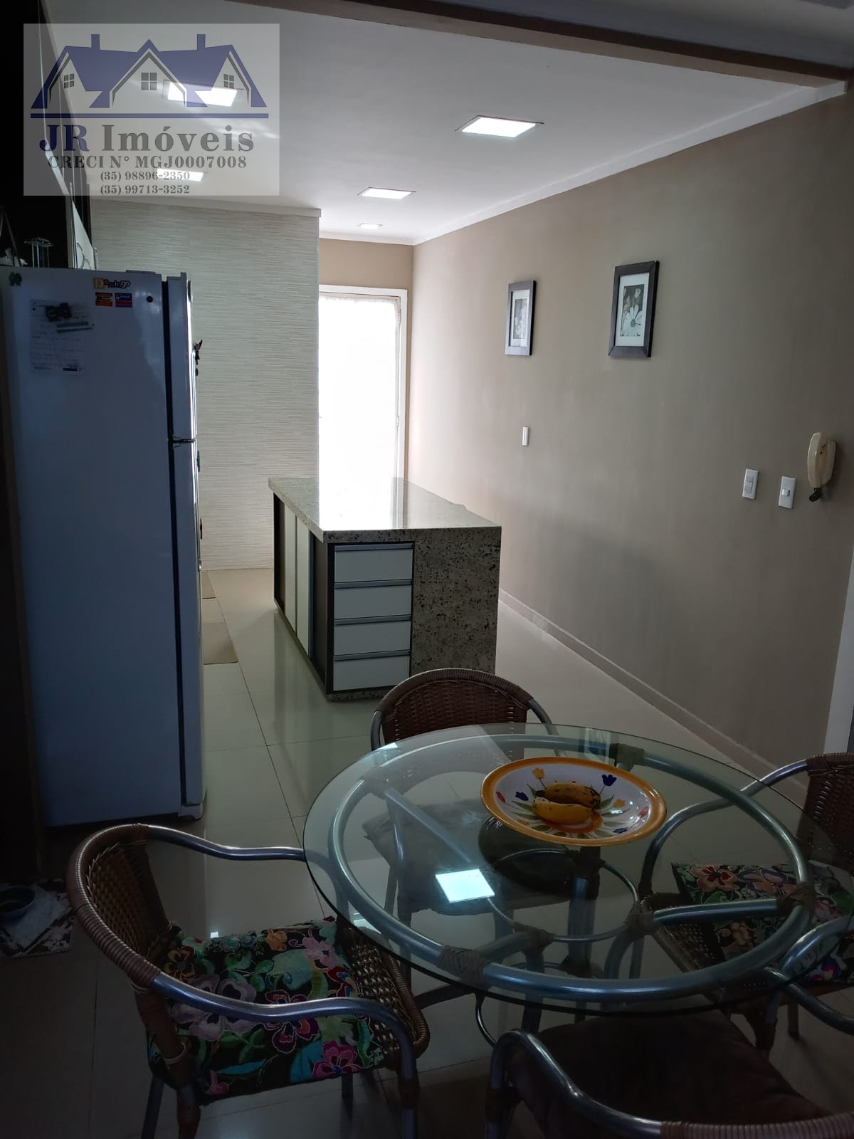 Casa à venda com 3 suítes, 2 vagas e 360m² no Jardim Beira Rio, Piranguinho (MG) — foto 12 de 30