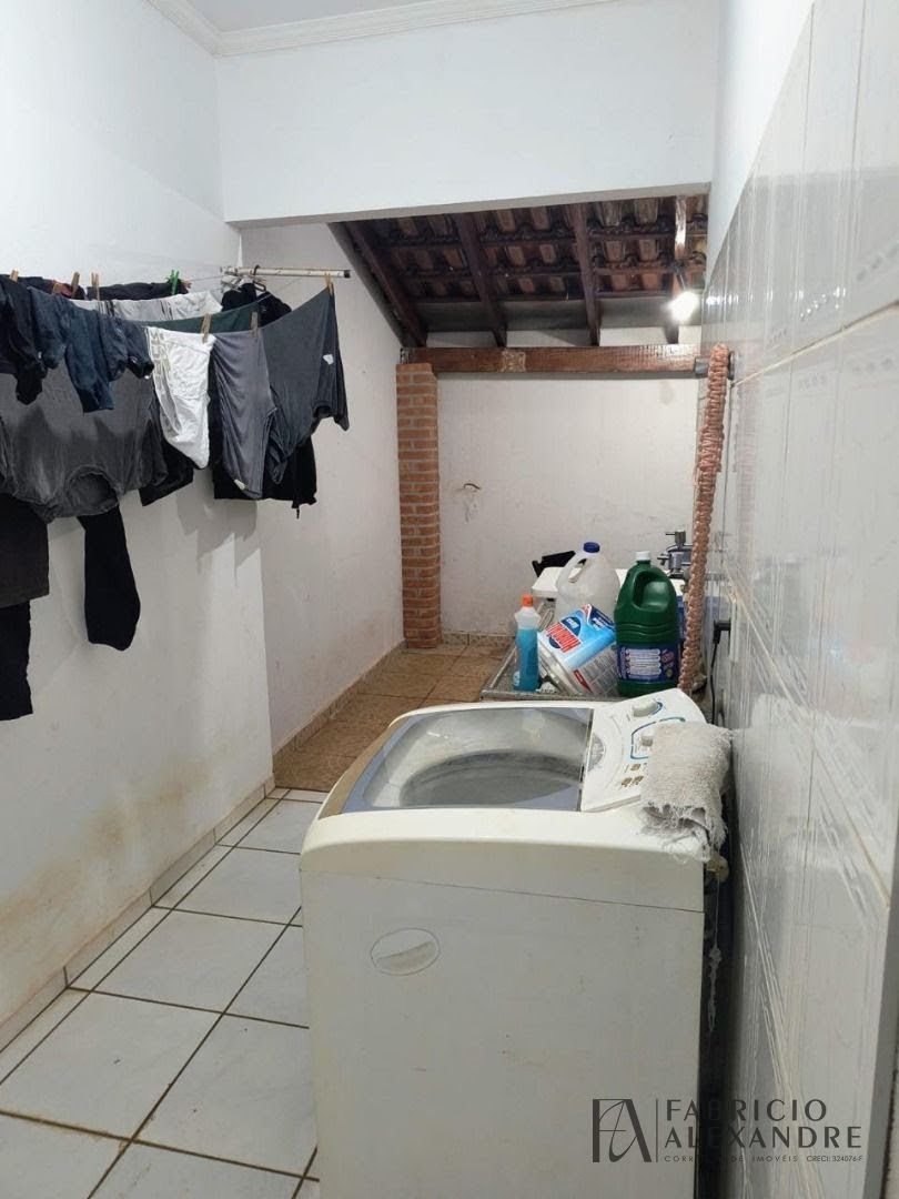 Casa à venda com 3 quartos, 1 suíte, 2 vagas e 80m² no Residencial Ary Attab, São José do Rio Preto (SP) — foto 17 de 30