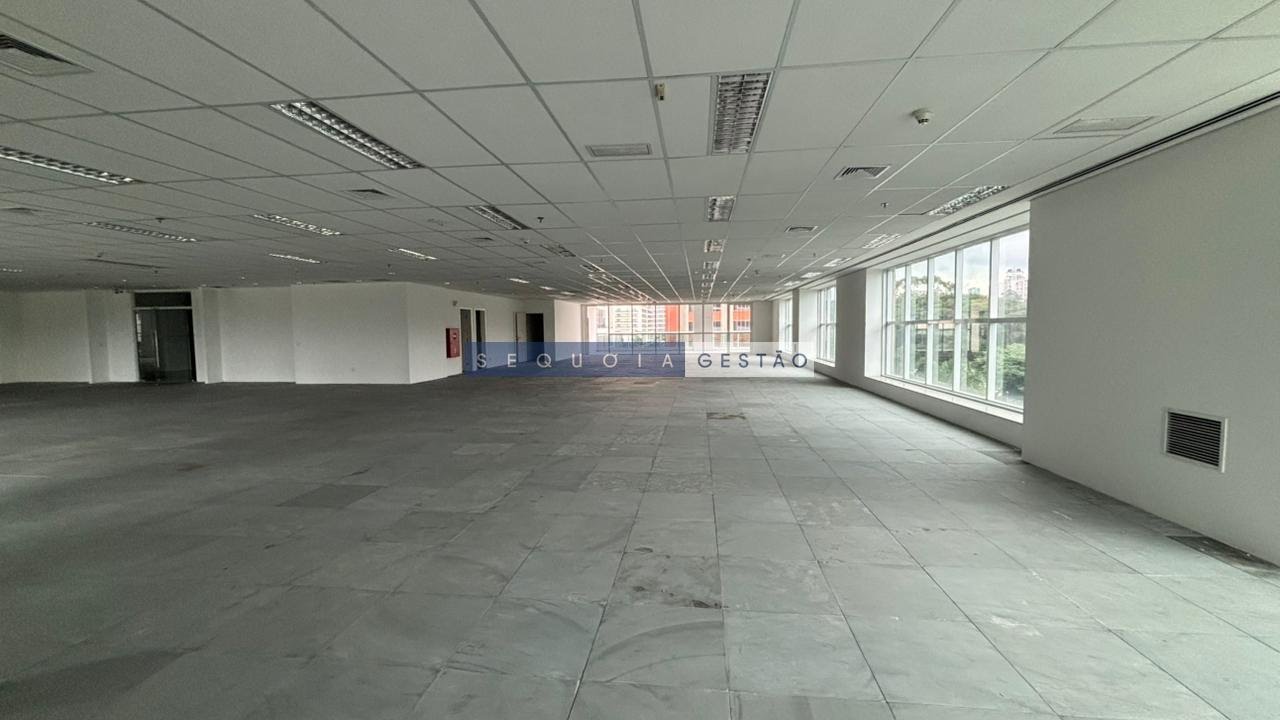 Comercial à venda com 10 banheiros, 30 vagas e 1081m² no Várzea de Baixo, São Paulo (SP) — foto 11 de 30