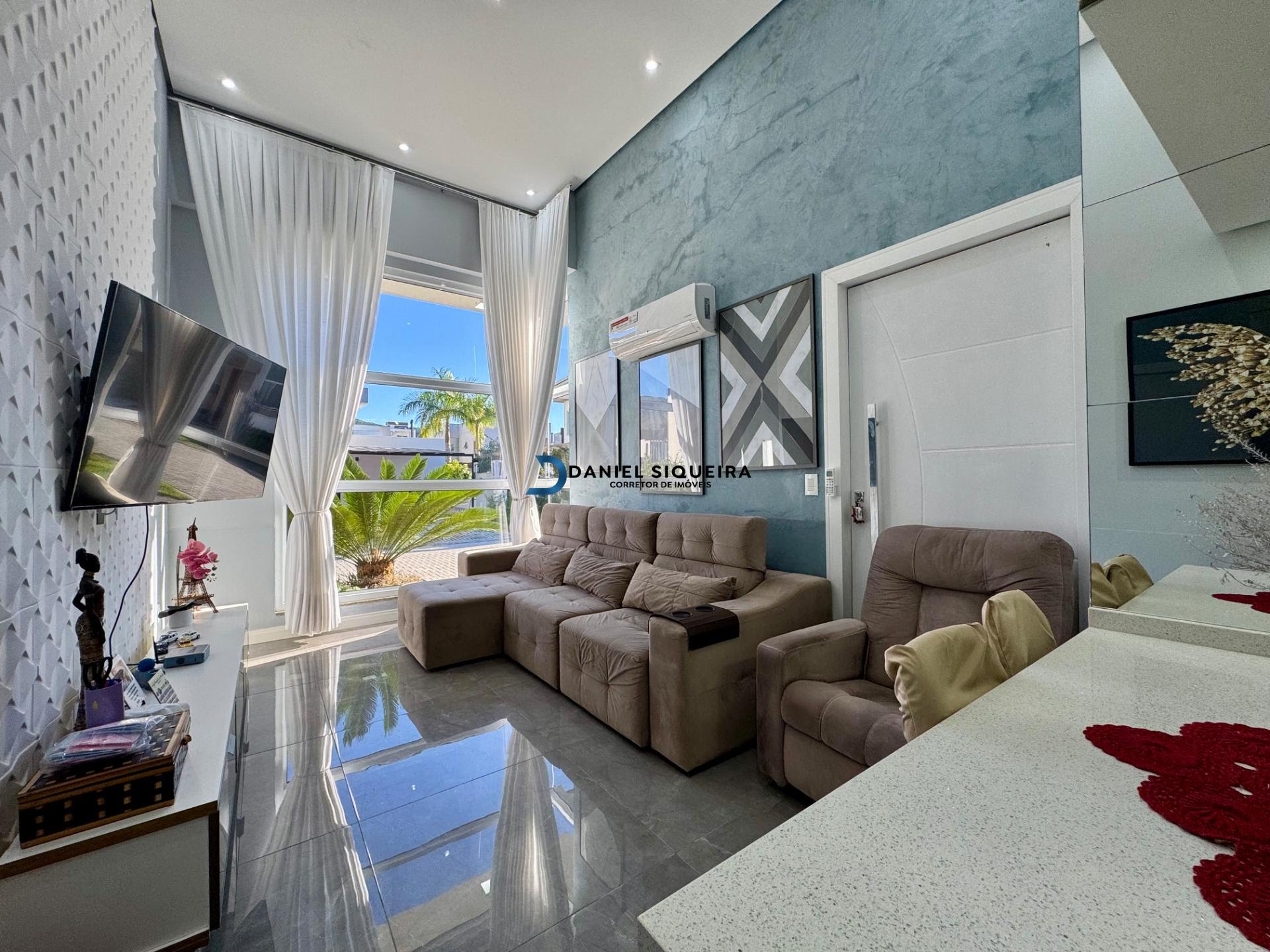 Casa à venda com 2 quartos, 2 banheiros, 2 vagas e 110m² no Bairro Deltaville, Biguaçu — foto principal
