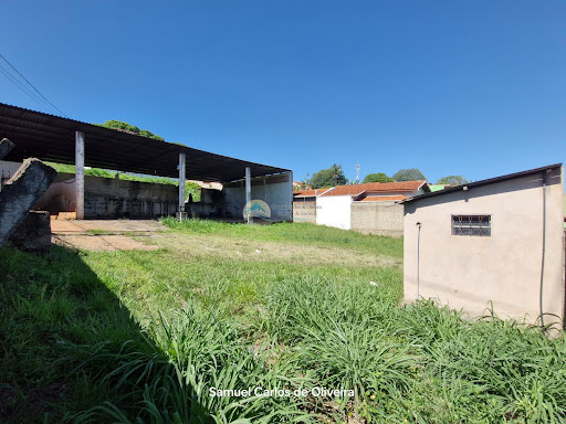 Terreno com 1.000 m²