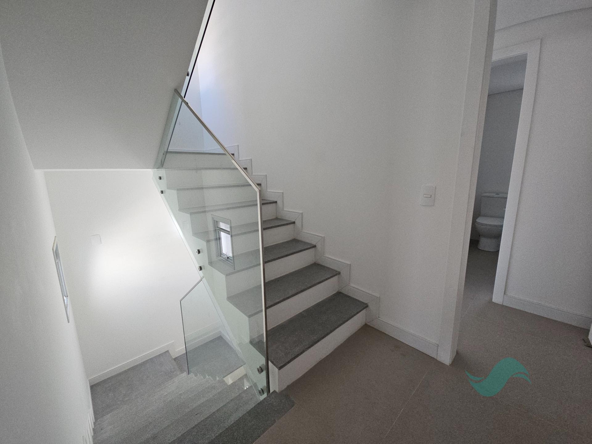 Casa à venda com 4 suítes, 1 vaga e 184m² no Jurerê Internacional, Florianópolis (SC) — foto 15 de 30