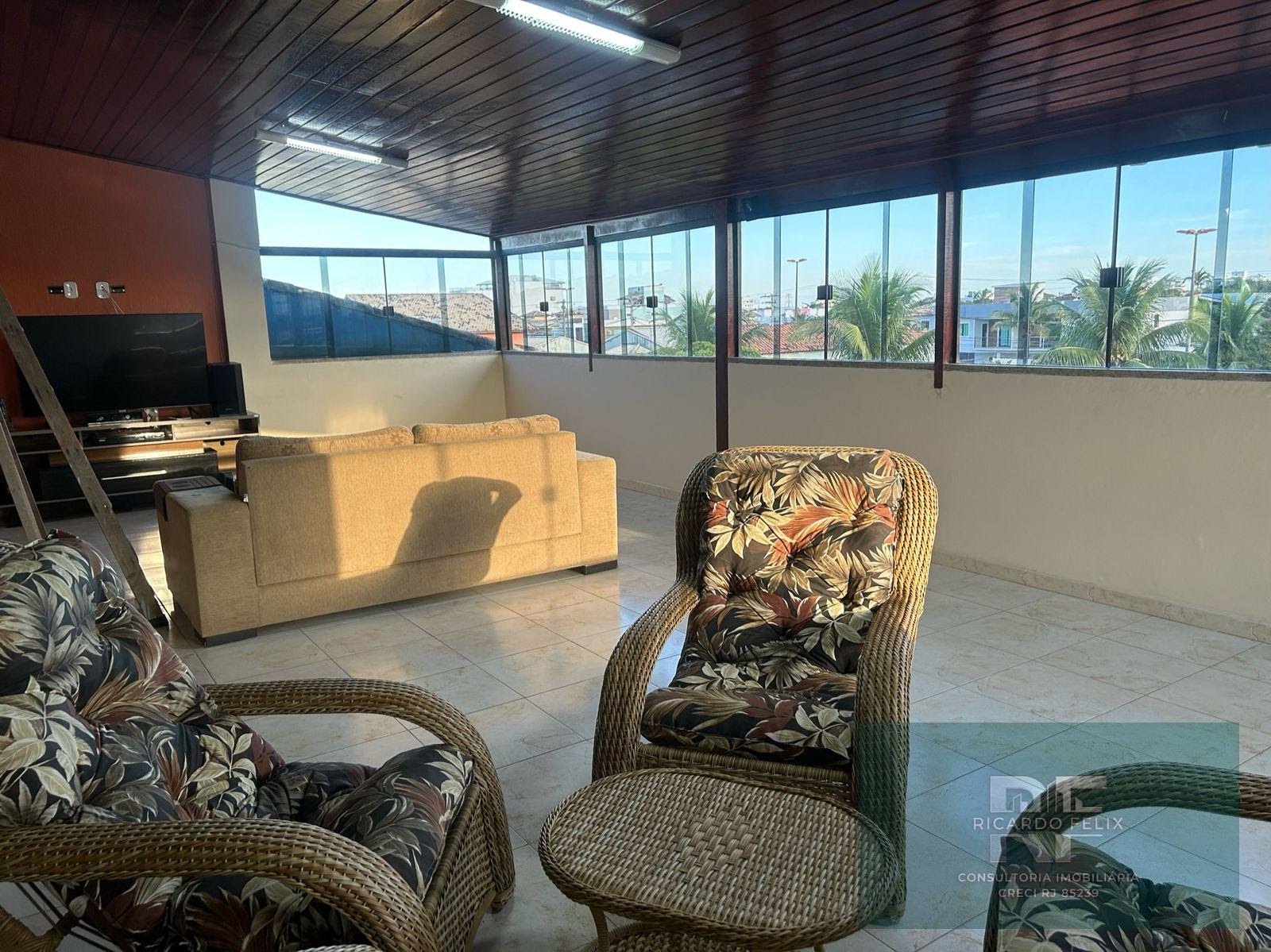 Casa à venda com 3 quartos, 3 suítes, 2 vagas e 360m² no Jardim Bela Vista, Rio das Ostras (RJ) — foto 26 de 30