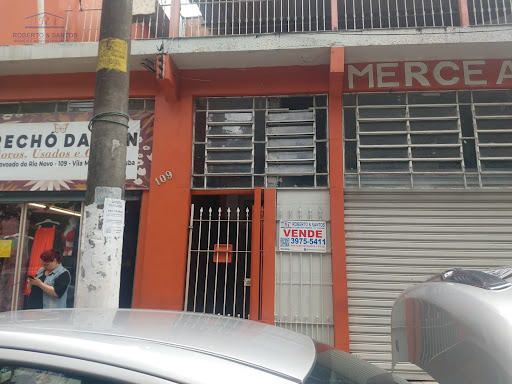 Vista da entrada dos aptos.