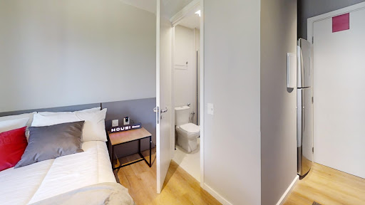 Studio no Meireles, Fortaleza: 1 dormitório, 1 suíte e 1 banheiro. Ideal para morar ou investir.