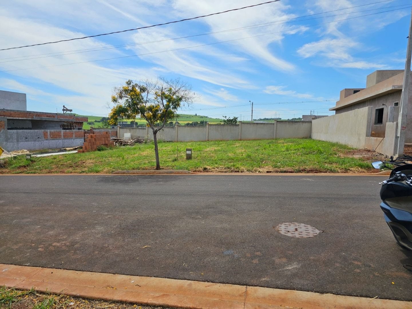 Terreno à venda com 275m² de terreno no Recreio Anhangüera, Ribeirão Preto — foto principal