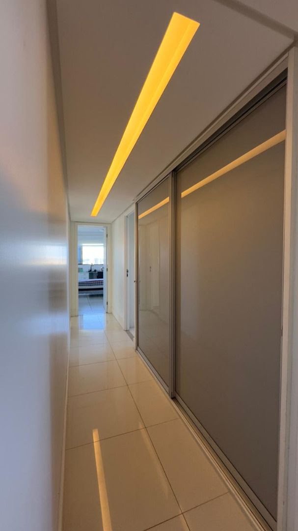 Apartamento à venda com 4 quartos, 4 suítes, 3 vagas e 230m² no Torre, Recife (PE) — foto 16 de 30