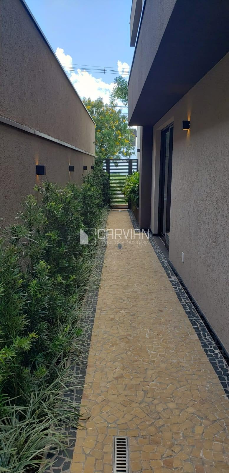 Casa à venda com 3 quartos, 5 suítes, 3 vagas e 374m² no Alto do Castelo, Ribeirão Preto (SP) — foto 18 de 30