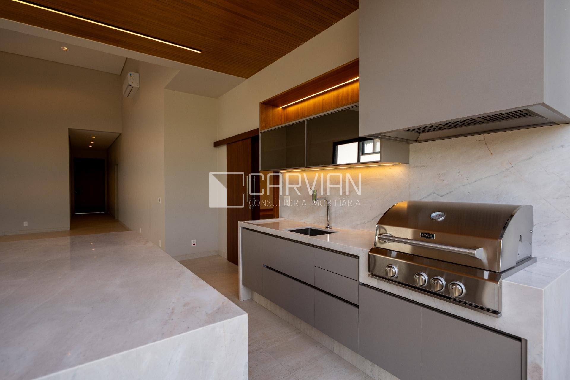 Casa à venda com 4 quartos, 4 suítes, 4 vagas e 261m² no Jardim Olhos D Agua, Ribeirão Preto (SP) — foto 8 de 30