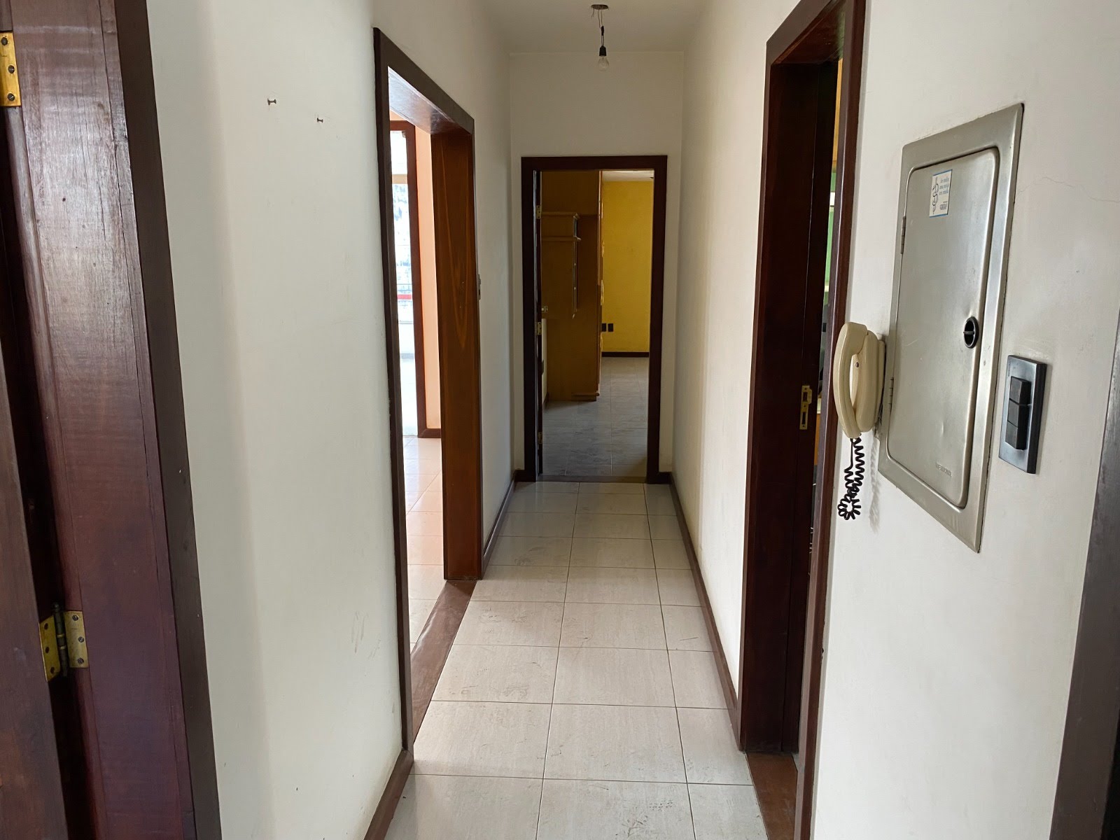 Casa à venda com 4 quartos, 1 suíte, 6 vagas e 358m² no Santa Mônica, Feira de Santana (BA) — foto 4 de 20