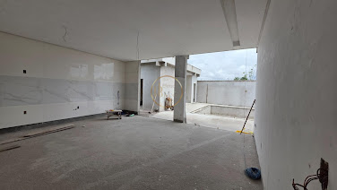 Casa de luxo em Outeiro São Francisco com 4 dormitórios e 300m² - Venda e locação por R$2.999.999